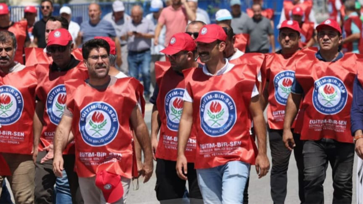 Şanlıurfalı başkan memurların talebini duygusallıkla dile getirdi