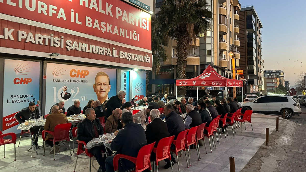 CHP Şanlıurfa’da iftar sofraları birlik ve paylaşmayla kuruluyor