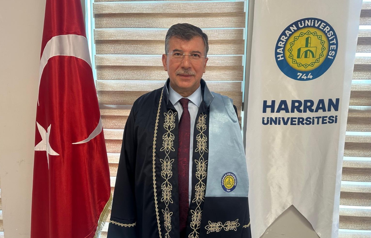 Şanlıurfa Milletvekili Cevheri'nden akademik kariyer...  “Doktor” unvanını aldı