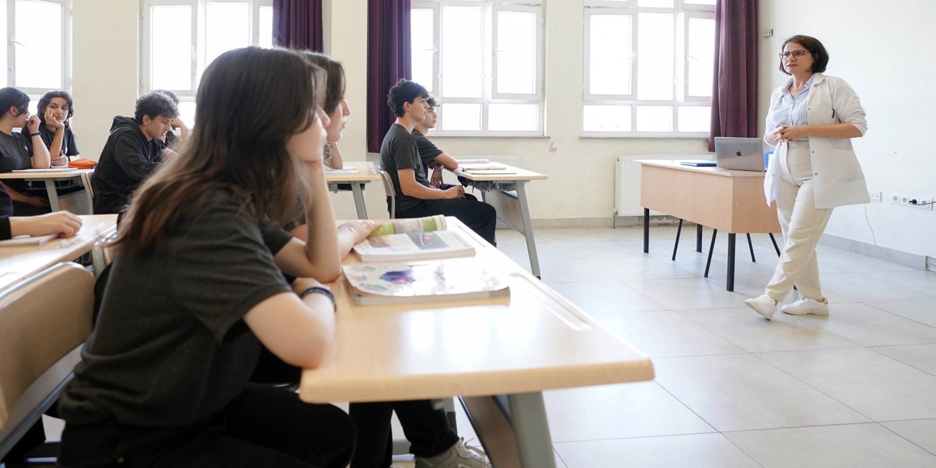 İmam hatip ve meslek liseleri boş kaldı