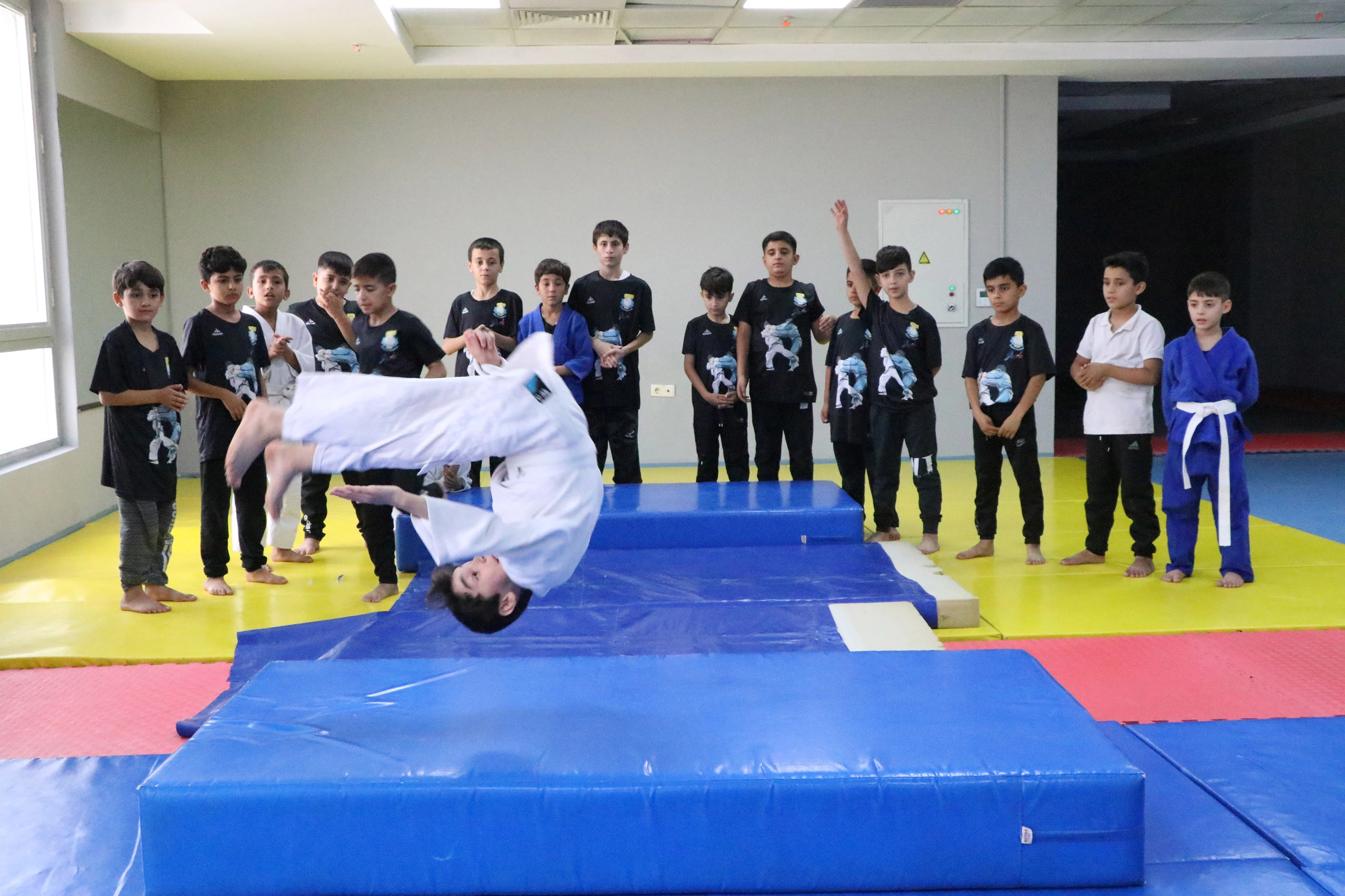 Sporcu olmak isteyen gençlerin yeni adresi