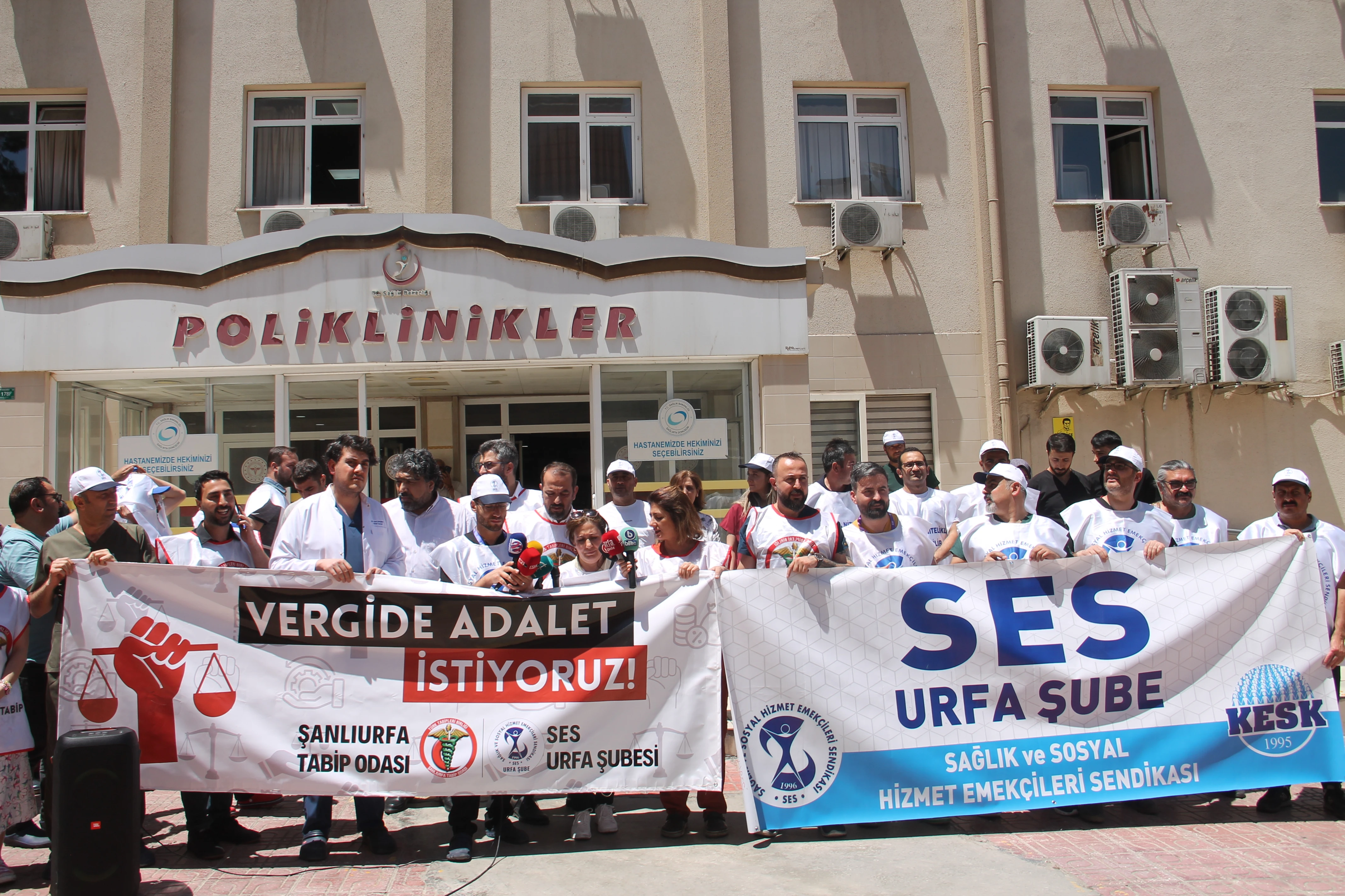 Sağlık çalışanlarından vergi isyanı: Yoksuldan alıp zengine veren bu düzen değiştirilmelidir