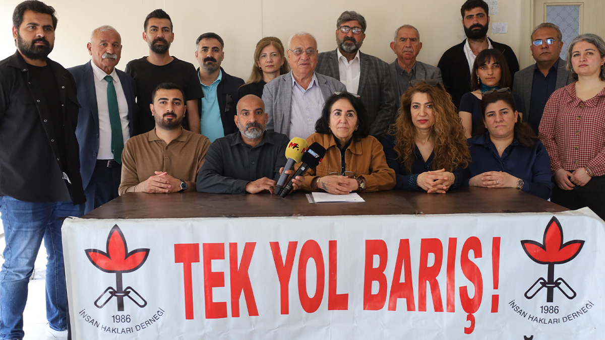 İHD Şanlıurfa Şubesi: Demokratikleşme adımları hızlanmalı