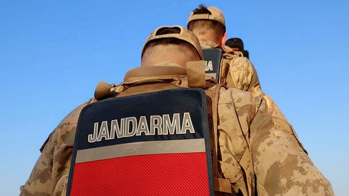 Jandarma çok sayıda personel alacak! Başvurular başladı