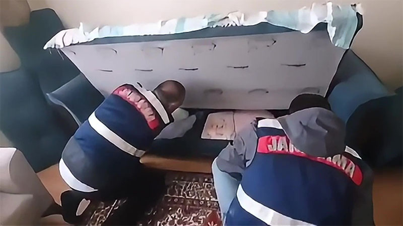 Bir tıkla servetini kaybetti! Şanlıurfa dahil 4 ilde jandarma baskını