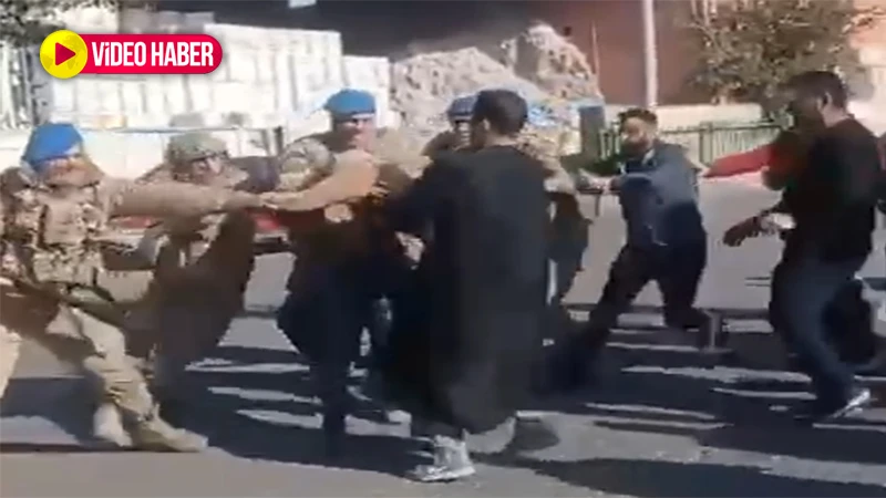 Urfa’da jandarma ile işçiler arasında gerginlik: 3 gözaltı