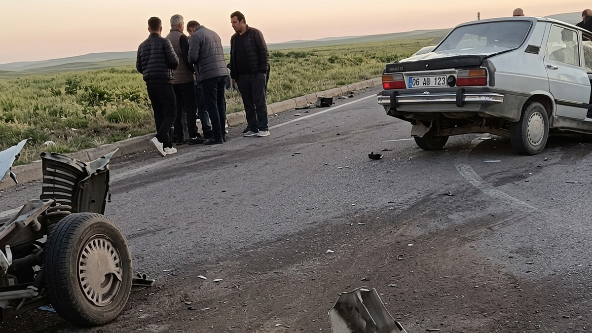 Şanlıurfa’da kazada araç ikiye bölündü! Yaralılar var