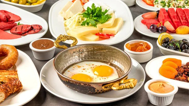 Canan Karatay ısrarla tavsiye etti! Her kaşıkta şifa var: Yaşlanmayı yavaşlatıyor