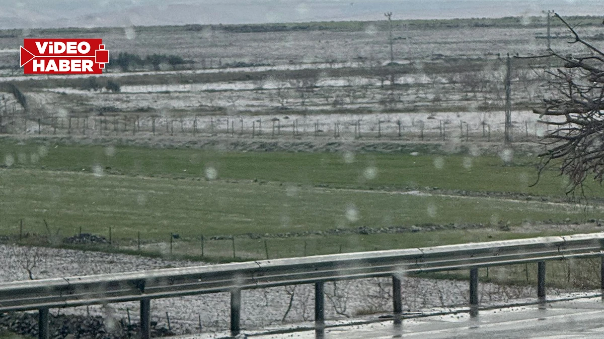 Şanlıurfa yolcularını kar ile karşıladı!