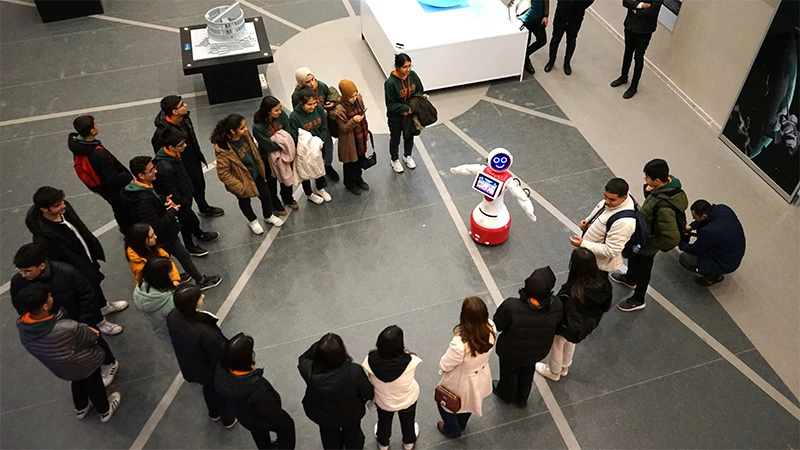 Şanlıurfa'da çocuklar okul gezileriyle uzay bilimi ve teknolojiyi keşfediyor