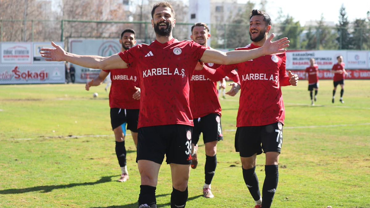 Şanlıurfa temsilcisi evinde Diyarbekirspor’u rahat geçti! Goller peş peşe geldi