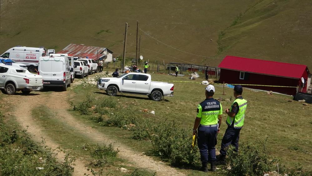 Mera kavgasında 3 kişi öldü