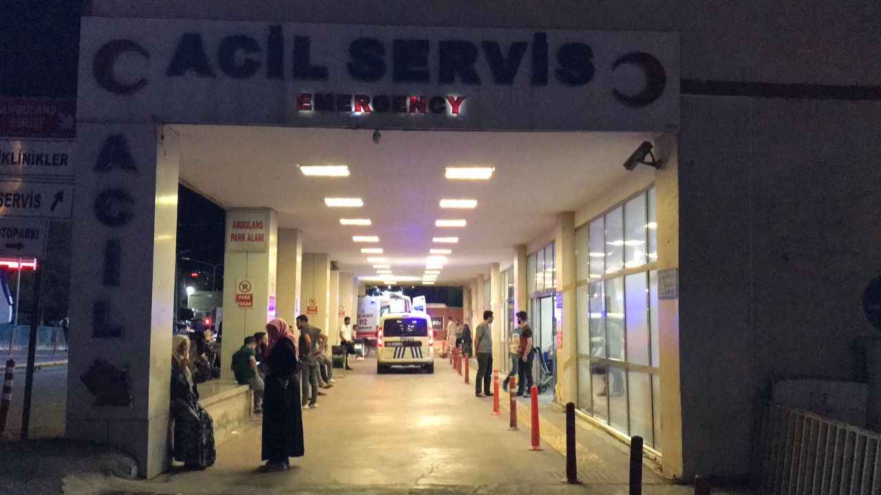 Motosikletle traktör çarpıştı... Yaralılar var