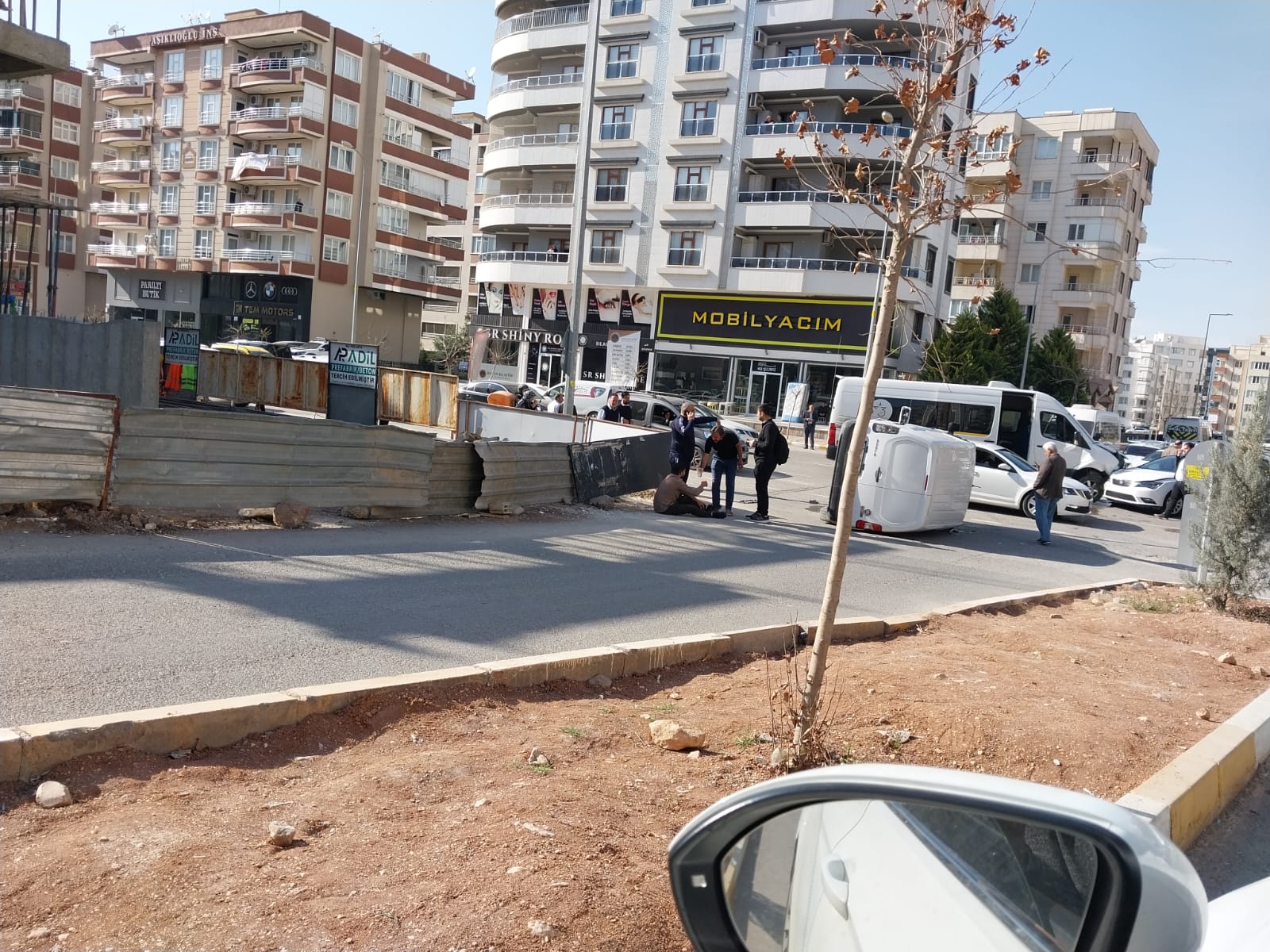 Şanlıurfa öğrenci servisinin karıştığı zincirleme kaza!