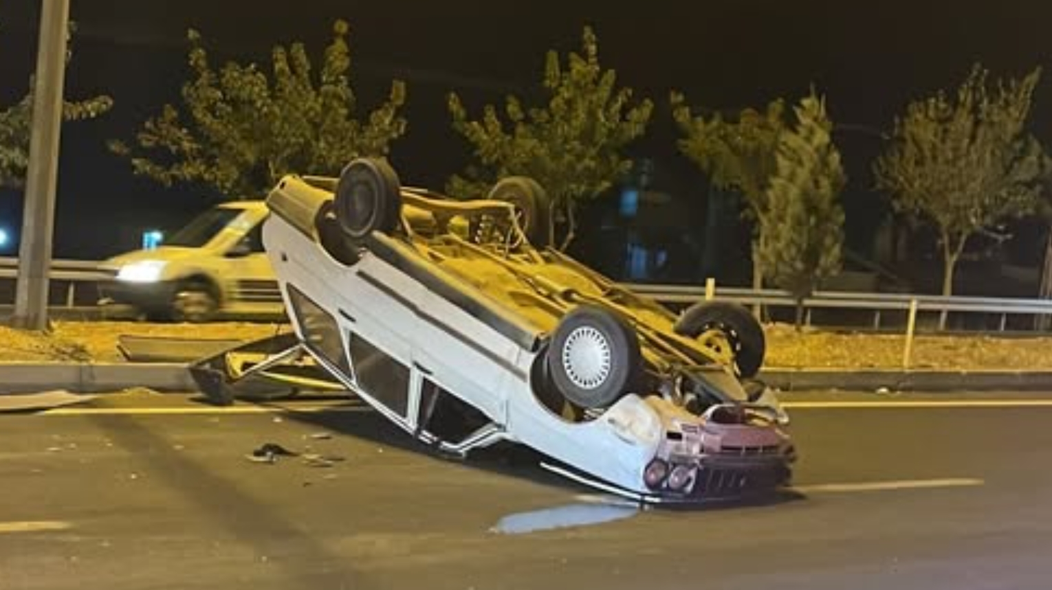 Şanlıurfa'da araç takla attı: Yaralı var!