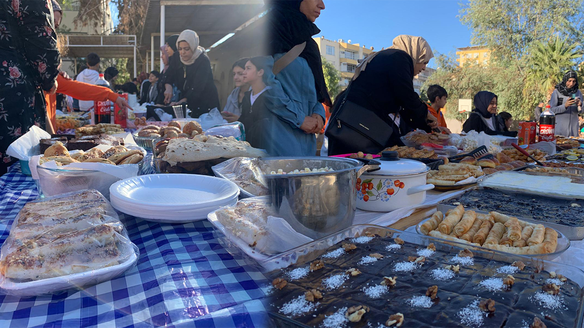 Şanlıurfa’da öğrencilerden Filistin’e destek kermesi