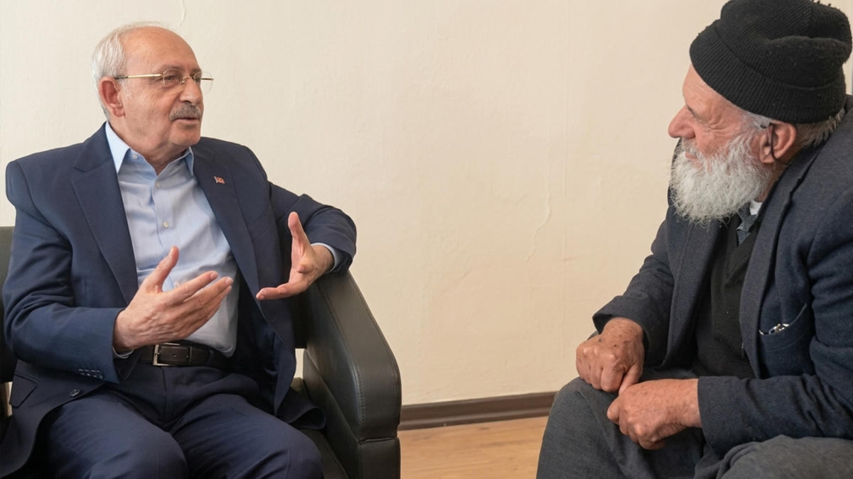 Kılıçdaroğlu kendisine yumruk atan isimle yıllar sonra görüştü! “En büyük pişmanlığım…”