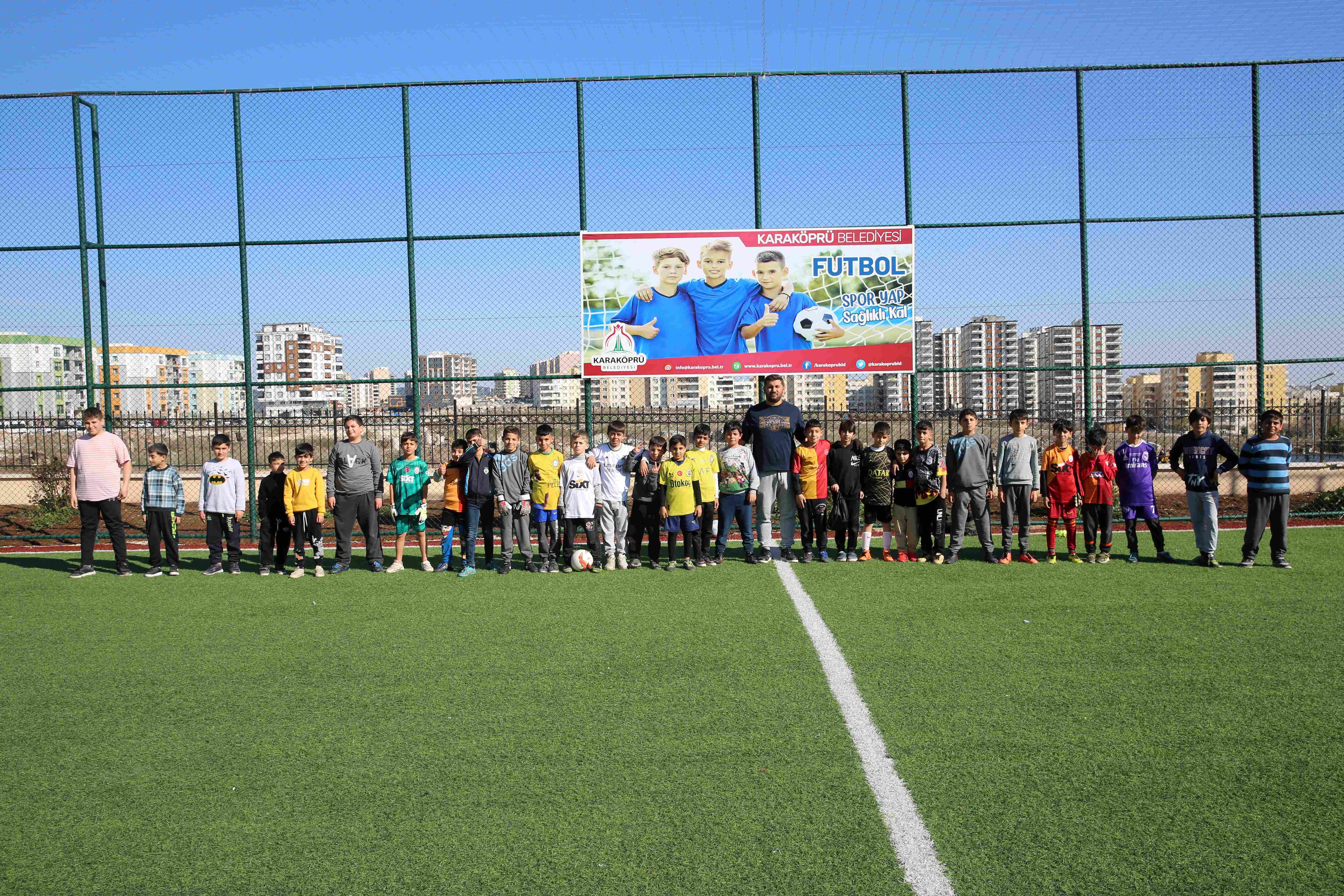 Karaköprü’de çocuklar ara tatili sporla değerlendiriyor