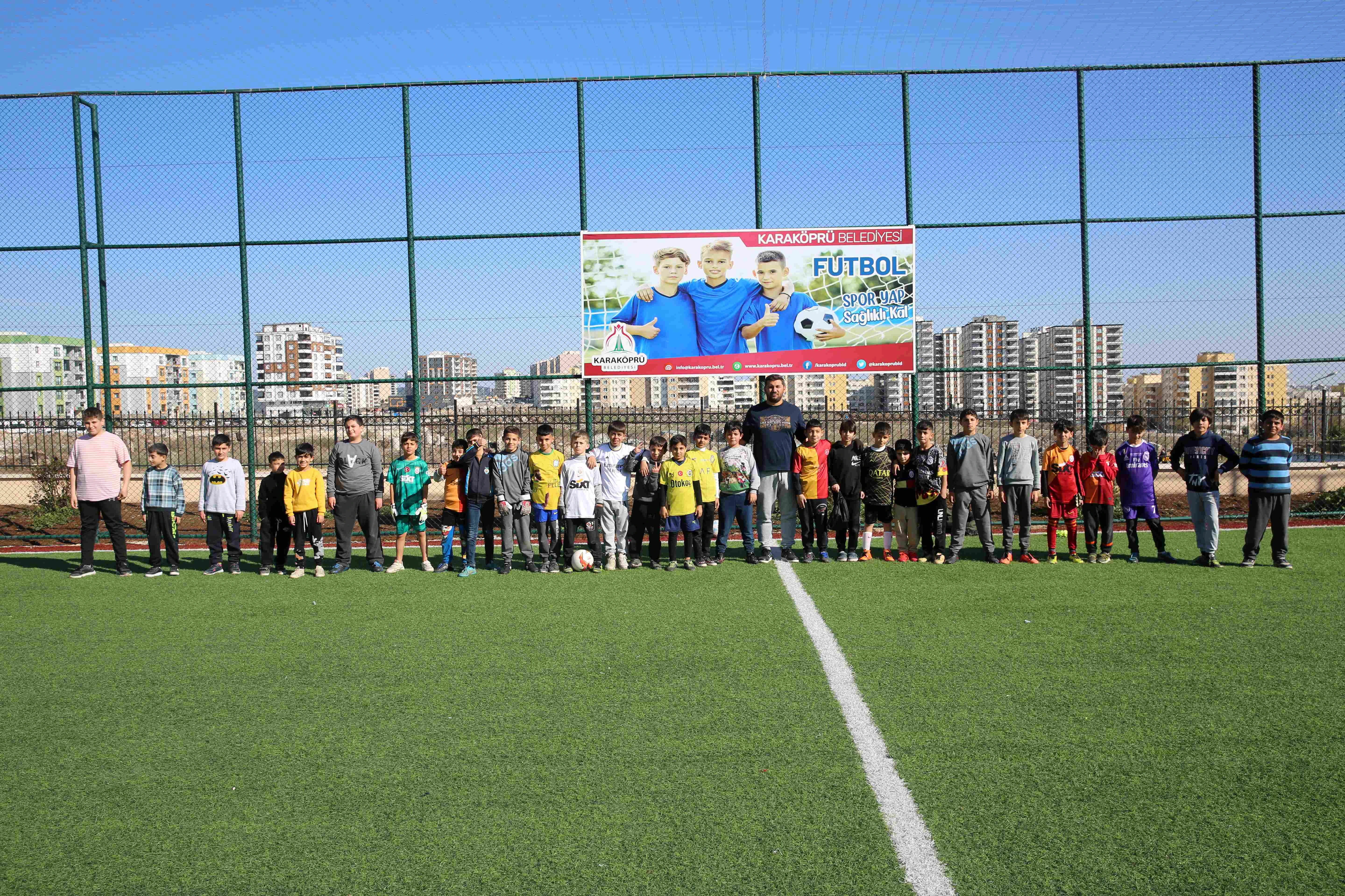 Karaköprü’de çocuklar ara tatili sporla değerlendiriyor