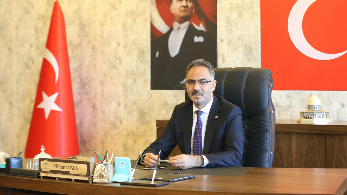 Başkan Kuş: Öğretmenlik insan inşa etme sanatıdır