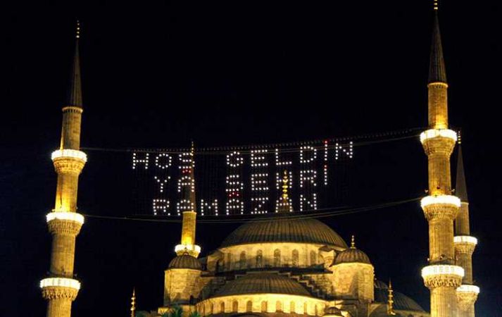 Mahyaların mesajları değiştirildi! Aile…