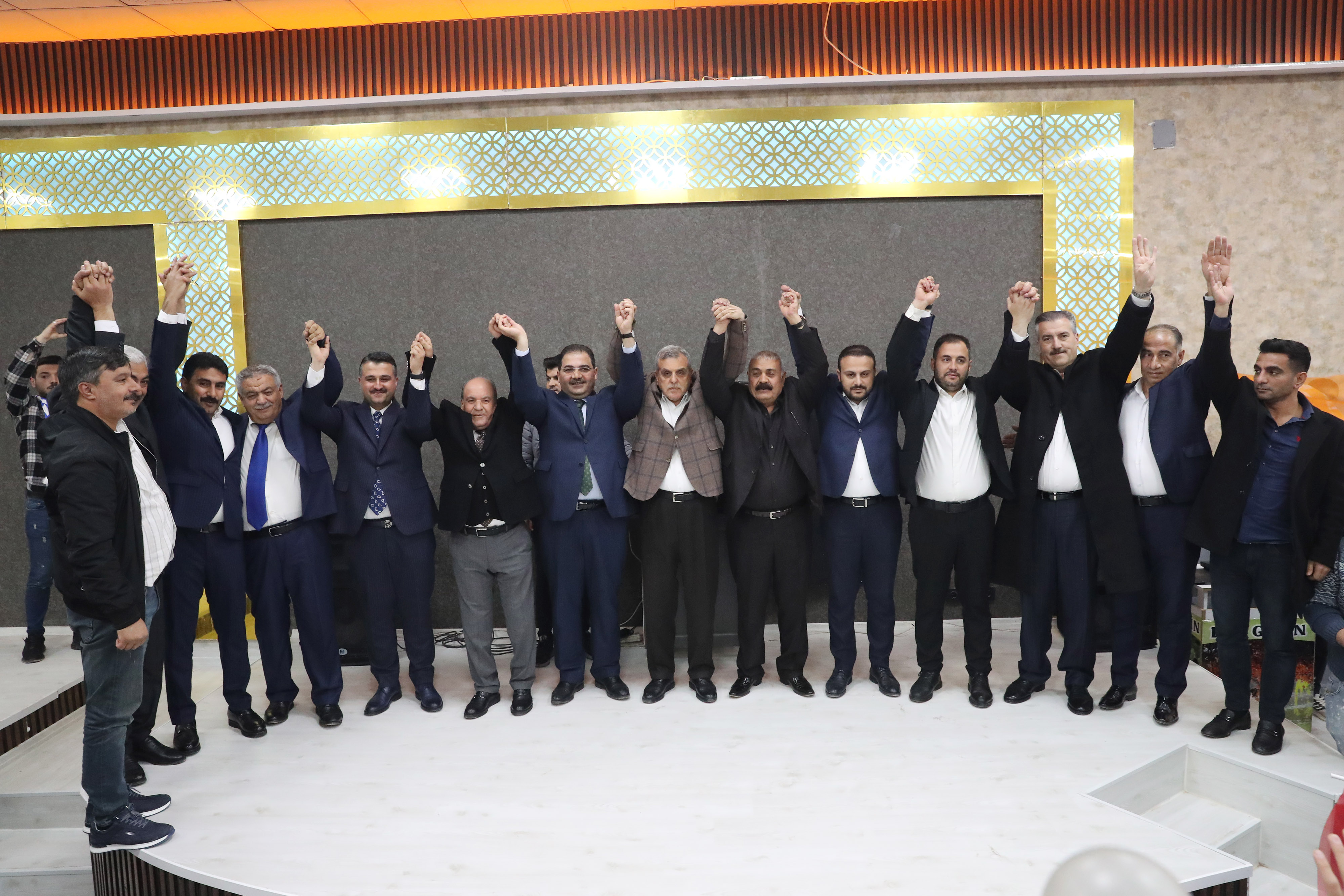 Mersavi aşiretinden Canpolat ve Beyazgül'e destek