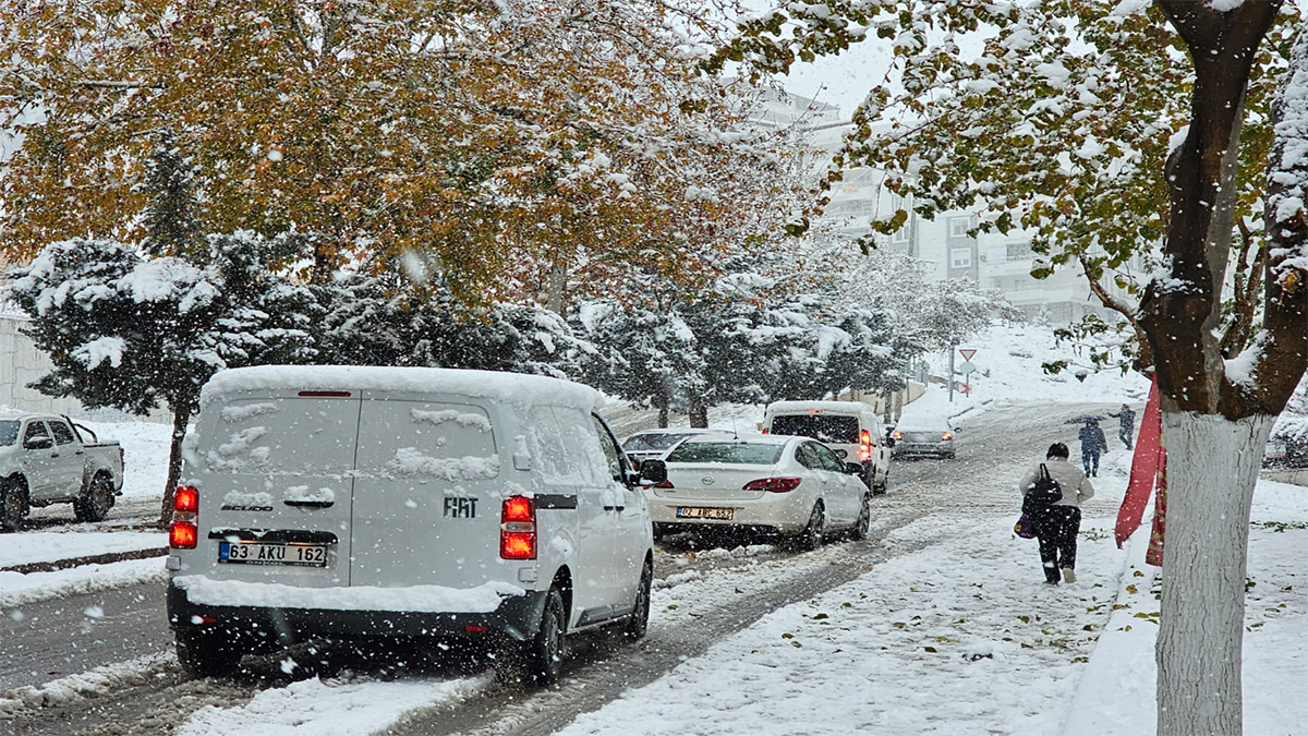 Meteoroloji saat verdi! Şanlıurfa'da kar ne zaman duracak?