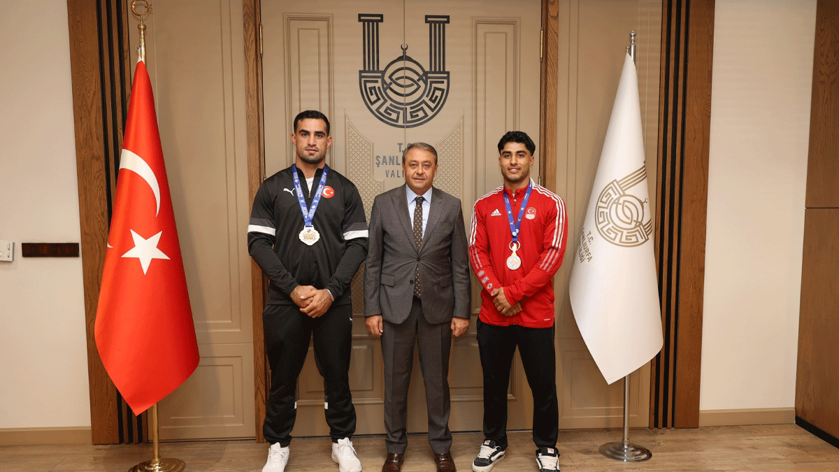 Avrupa’yı dize getiren Şanlıurfalı sporcular Vali Şıldak’ın misafiri oldu