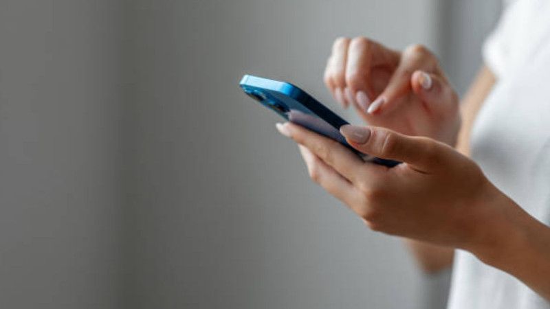 5 bin 500 TL destekten yararlanmak isteyen öğrenciler dikkat  ‘Vergisiz telefon’ kararı Resmi Gazete’de
