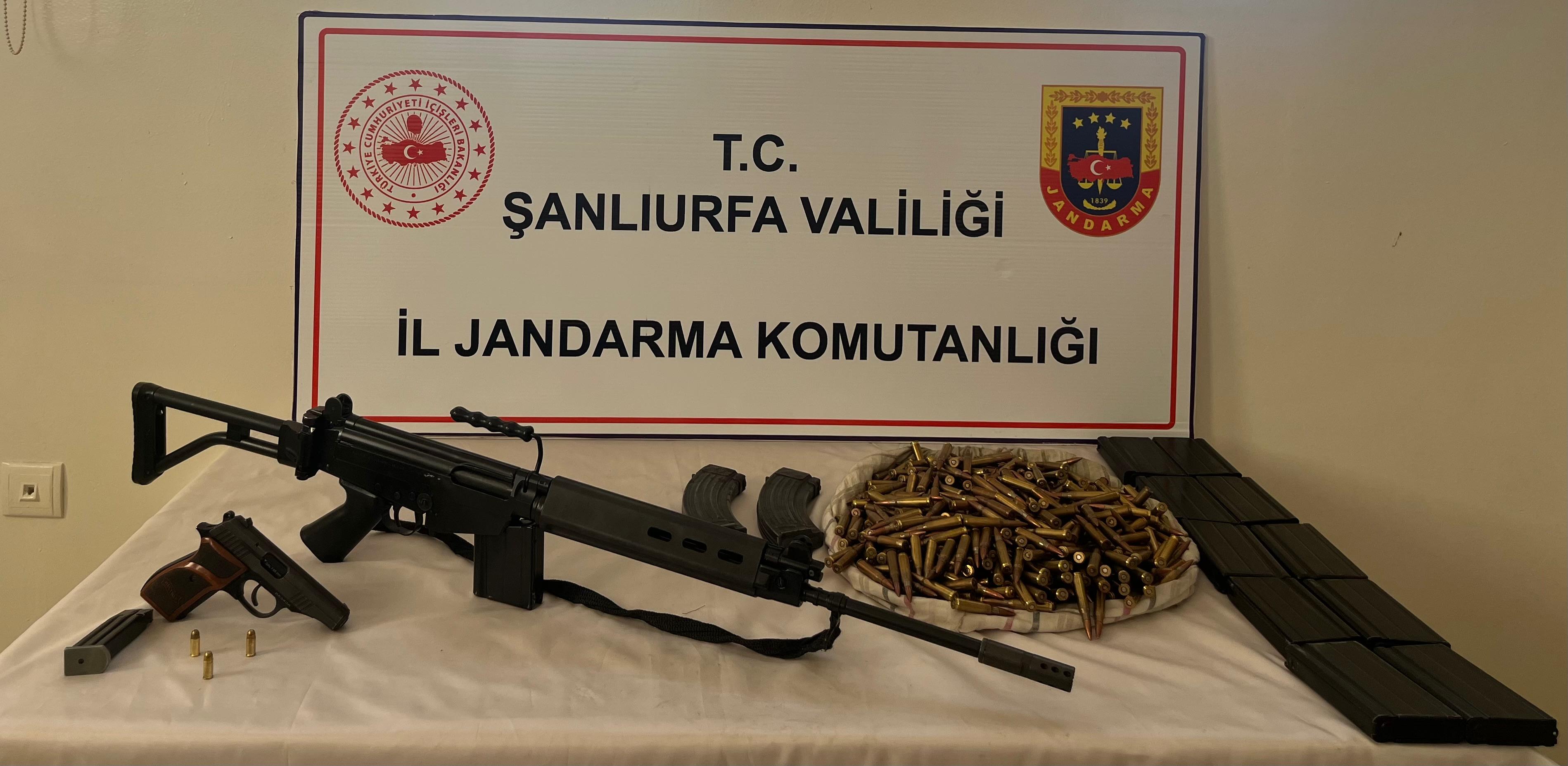 Şanlıurfa’da 2 ilçede operasyon yapıldı: 3 gözaltı