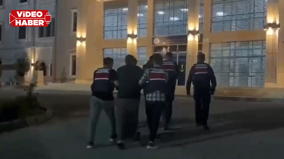 Şanlıurfa’da eve baskın yapıldı! Binlercesi ele geçirildi