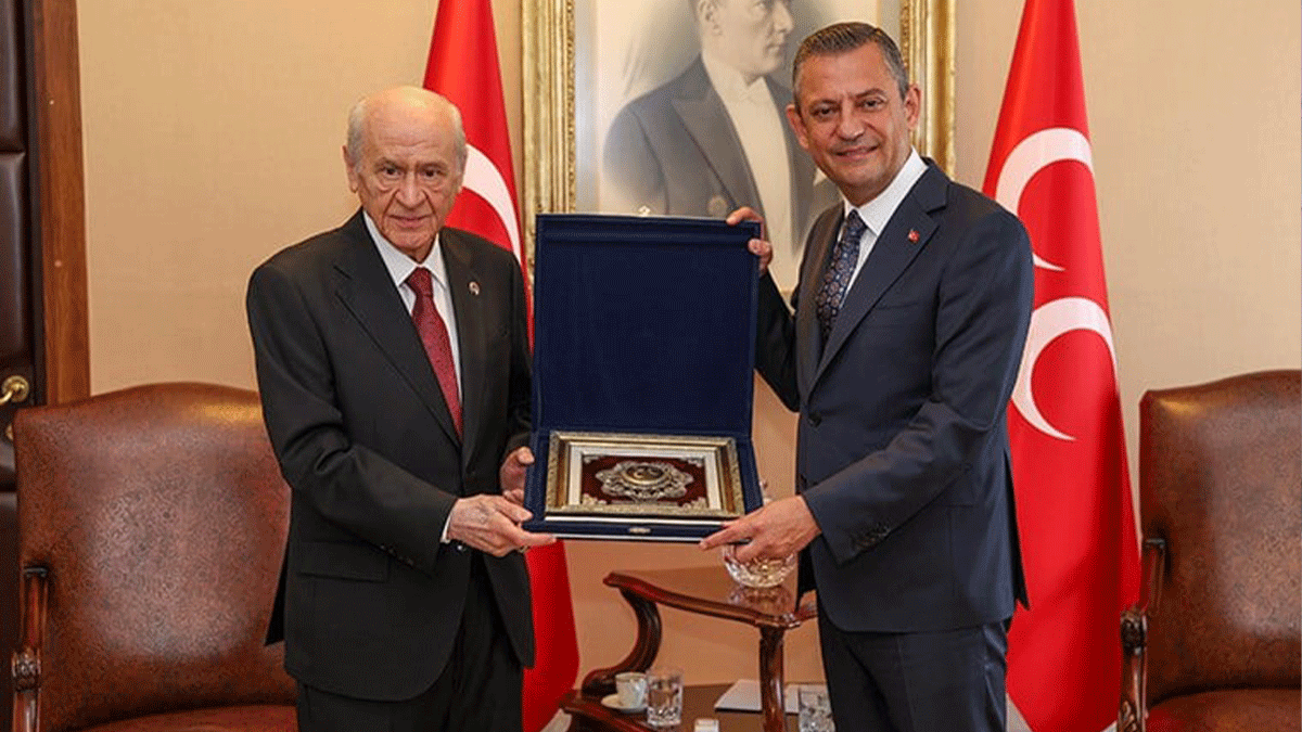 Mutlak butlan kararı sonrası Devlet Bahçeli’den Özgür Özel’e telefon