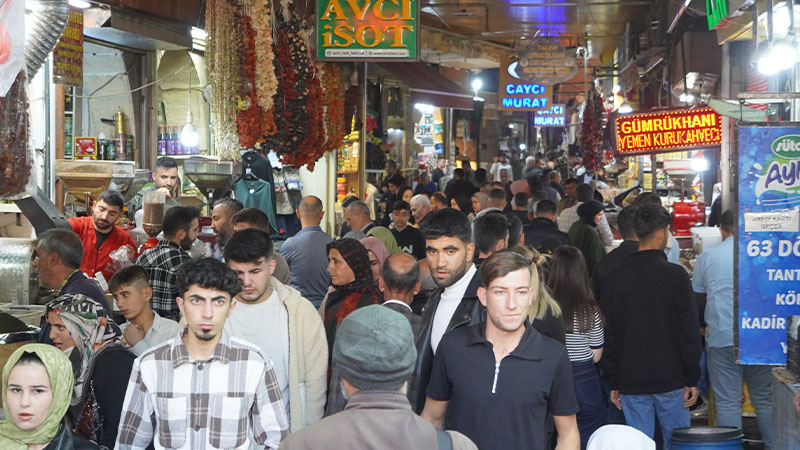 Şanlıurfa’da çıta yükseldi! Pazar tatili bitti, işler tıkır tıkır