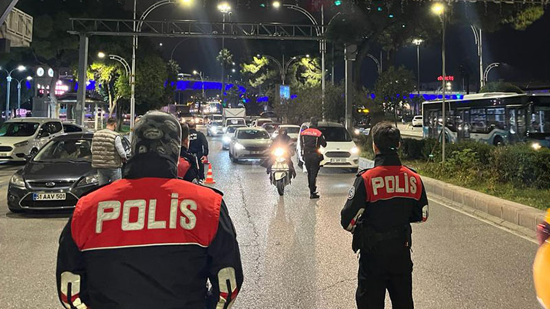 Şanlıurfa'da uyuşturucu operasyonunda torbacılara ağır darbe!
