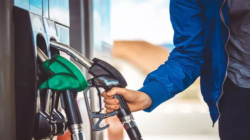Birine alışamadan diğerine geldi! Motorinden sonra sıra benzinde