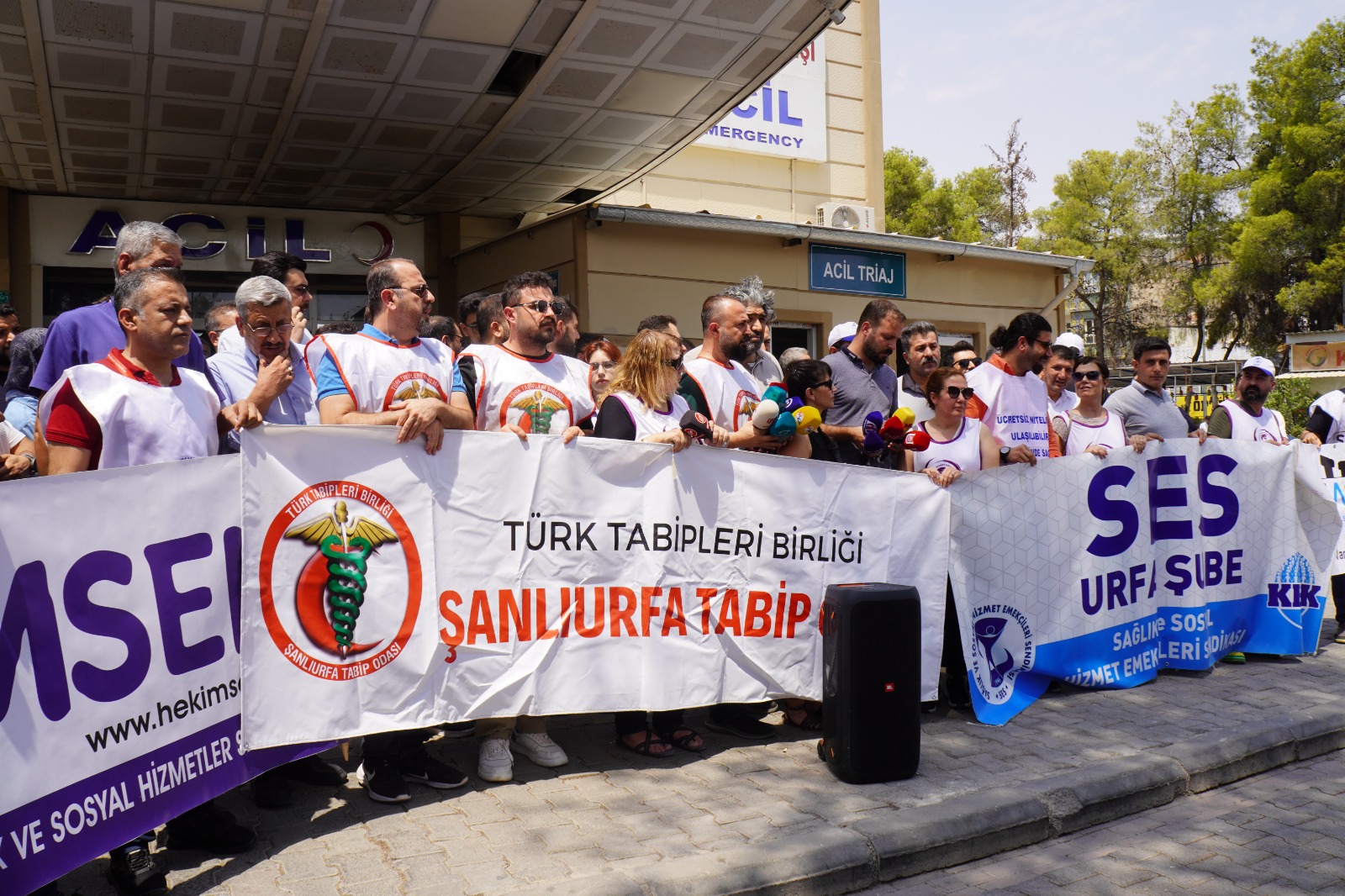 Şanlıurfa’da sağlıkçılar ayaklandı: Kaç sağlık emekçisi daha ölmeli?