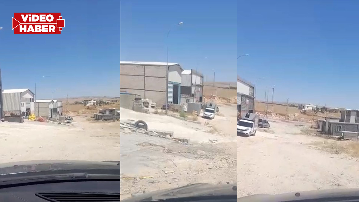 Şanlıurfa’da asfalt bekleyen esnaf mağdur! “Toz topraktan nefes alamıyoruz”