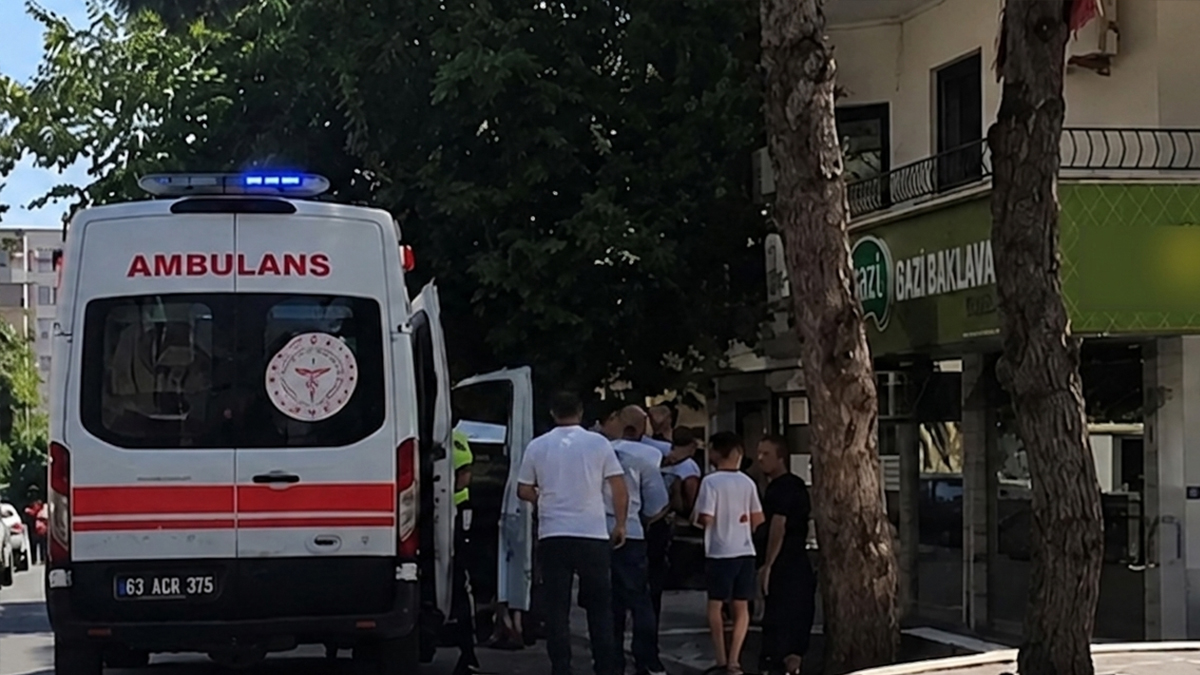 Şanlıurfa’da iki araç çarpıştı! Motosiklet sürücüsü yaralandı