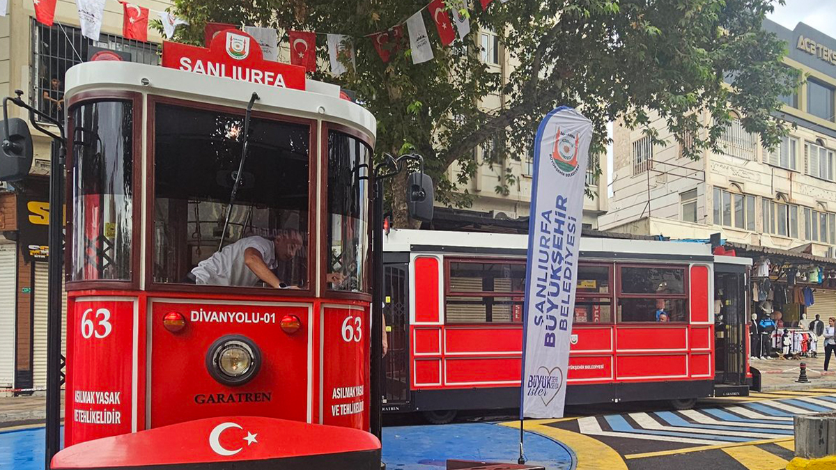 Şanlıurfa’da ulaşımda yeni dönem resmen başladı! Tramvaylar yola çıktı