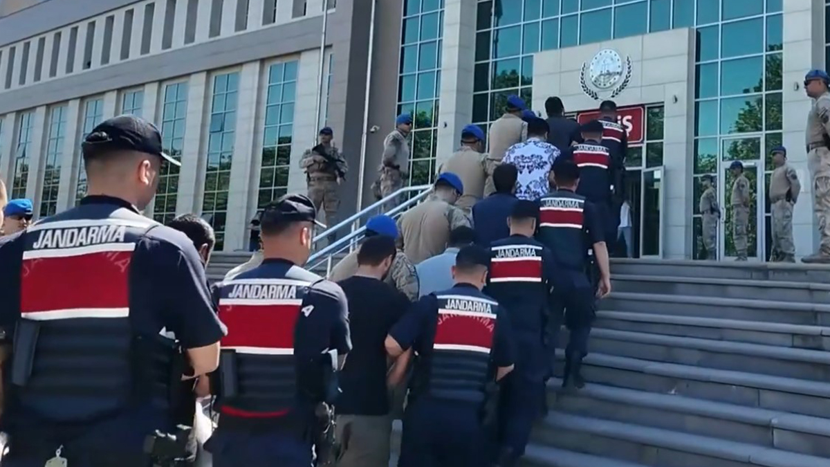 DEAŞ’ın finans ve propaganda ağına operasyon! Şanlıurfa’da da eş zamanlı baskın