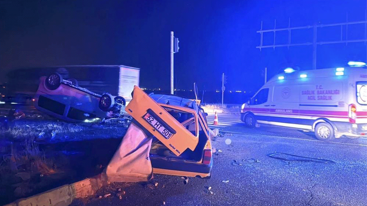 Akşam saatlerinde korkunç kaza: 3'ü ağır 7 kişi yaralandı