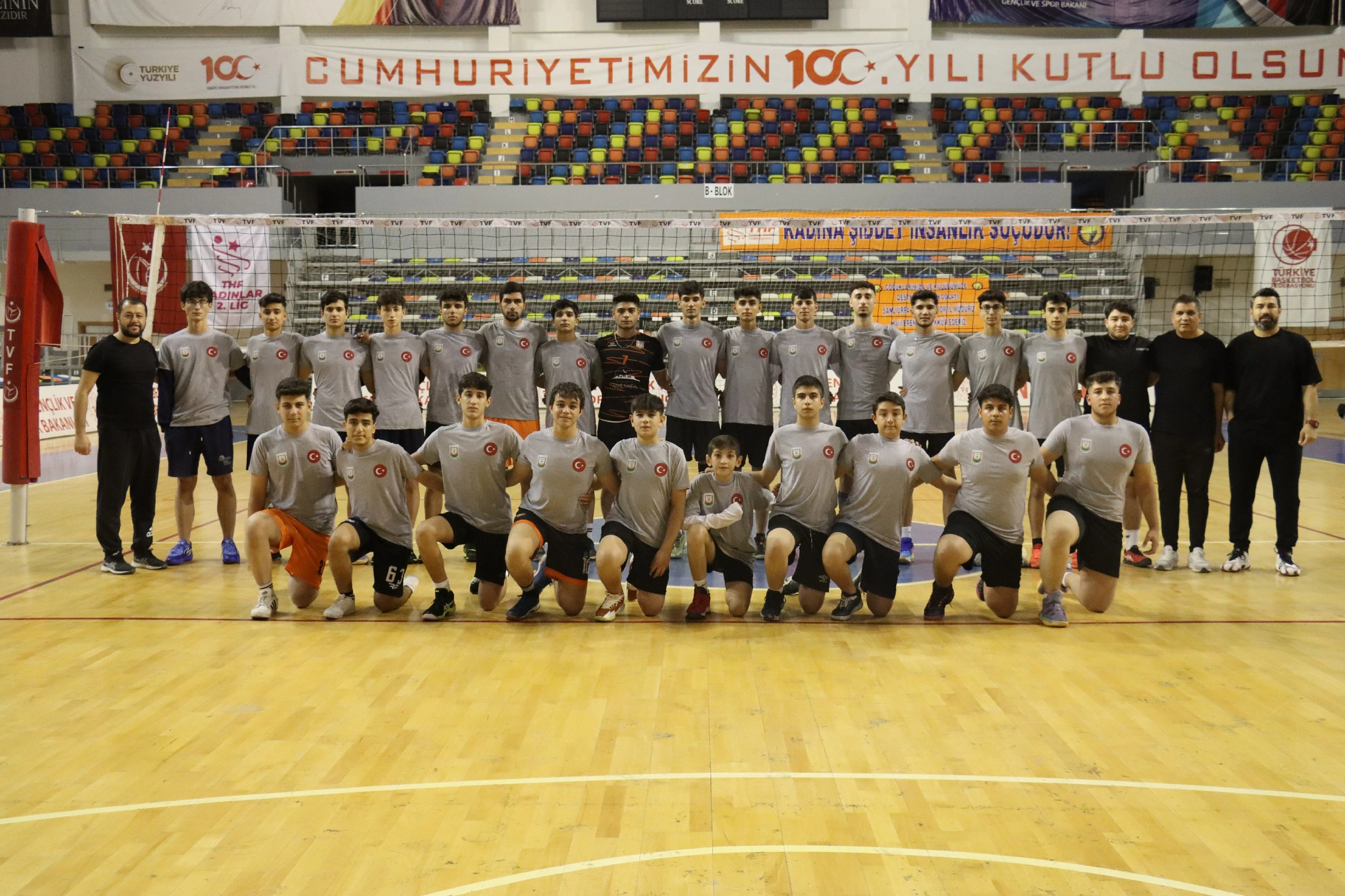 Şanlıurfa’da genç voleybolcular yeni sezonuna iddialı giriyor