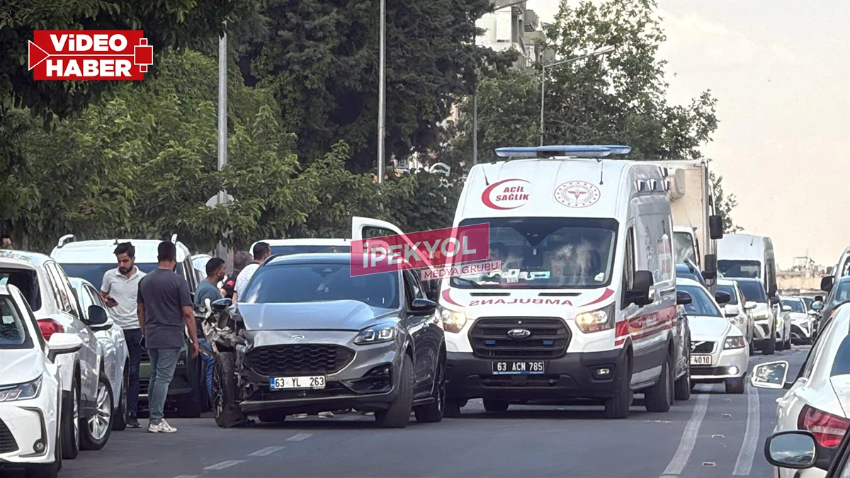 Şanlıurfa’da akşam saatlerinde araçlar çarpıştı!