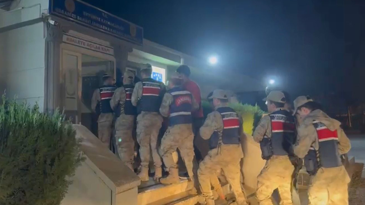 Şanlıurfa’da göçmen kaçakçılarına baskın! Çok sayıda organizatöre adli işlem