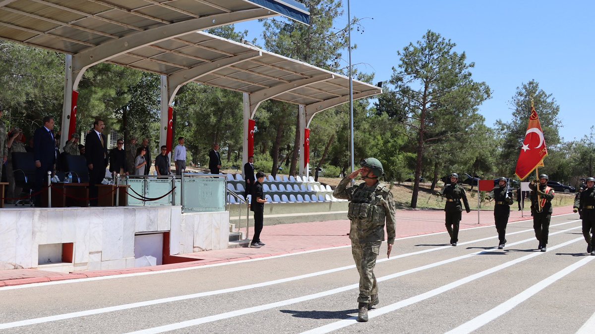 Şanlıurfa’da komuta değişikliği: Görevini törenle devretti