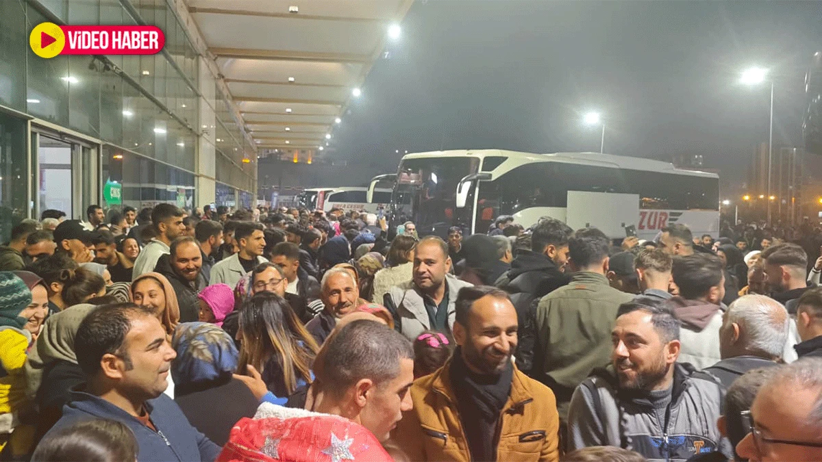 Şanlıurfa Otogarında adım atılacak yer kalmadı! Kınalı kuzular dualarla uğurlandı