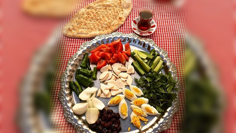 Fotoğrafa bakarken ağzınız sulanacak! İşte Urfa usulü lezzet şöleni