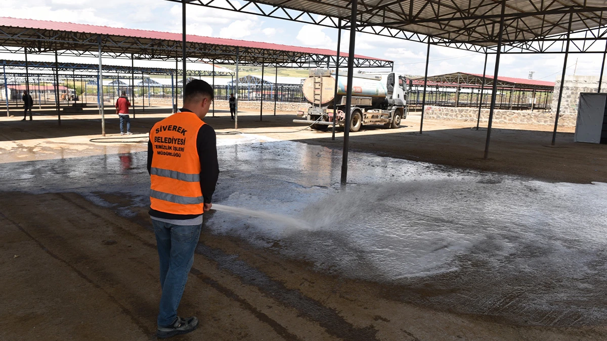 Siverek’te kurban kesim alanları bayrama hazır