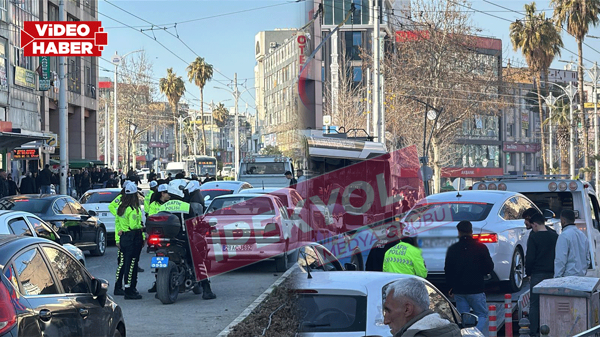 Şanlıurfa’da trafik polisi ile sürücü arasında tartışma! Gözaltına alınıp aracı çekildi