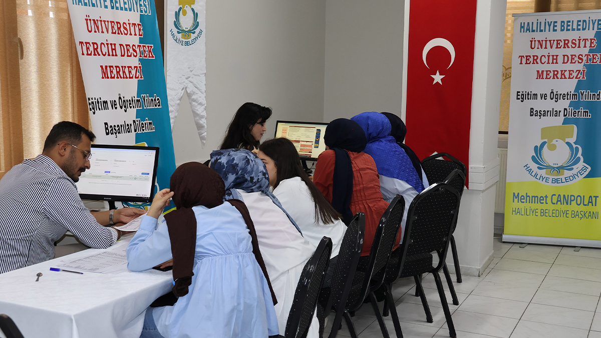 Haliliye’de danışmanlık merkezi kuruldu: Tercih döneminde uzman desteği